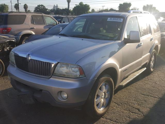 5LMEU68H73ZJ27456 - 2003 LINCOLN AVIATOR 银色 照片 2