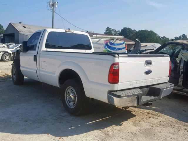 1FTBF2A64CEA02119 - 2012 FORD F250 SUPER WHITE photo 3