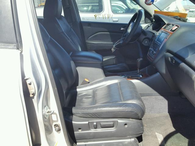 2HNYD18644H513530 - 2004 ACURA MDX TOURIN SILVER photo 5