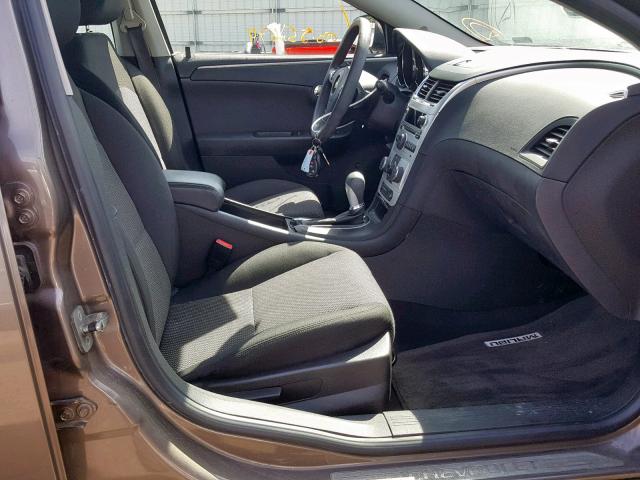 1G1ZC5EBXAF301131 - 2010 CHEVROLET MALIBU 1LT 灰色 照片 5