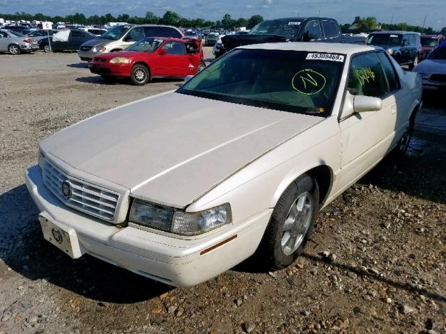 1G6ET12911B103760 - 2001 CADILLAC ELDORADO T WHITE photo 2