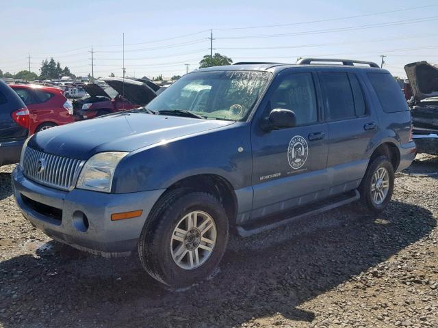 4M2DU86W72ZJ26977 - 2002 MERCURY MOUNTAINEE BLUE photo 2