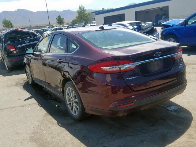 3FA6P0HD8HR129618 - 2017 FORD FUSION SE MAROON photo 3