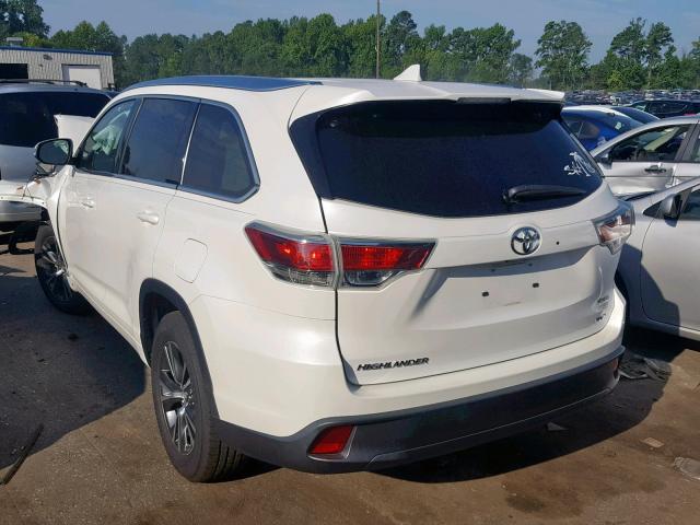 5TDKKRFH5GS176571 - 2016 TOYOTA HIGHLANDER WHITE photo 3