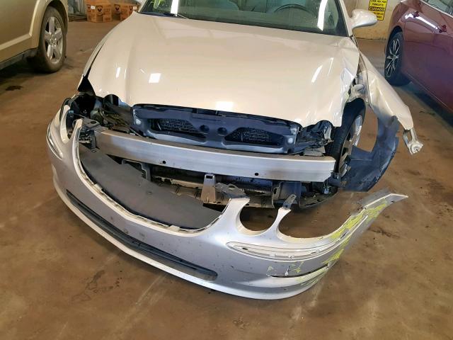 2G4WC582X81333581 - 2008 BUICK LACROSSE C GOLD photo 9