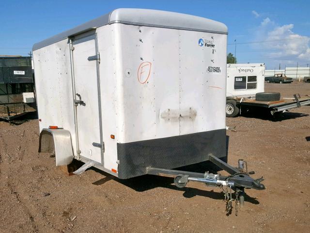 1W4200D1057012412 - 2005 WELLS CARGO TRAILER WHITE photo 1