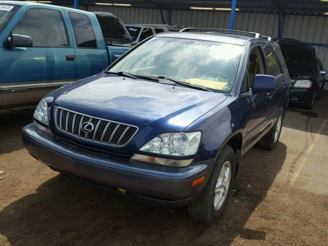 JTJHF10U310170328 - 2001 LEXUS RX 300 BLUE photo 2