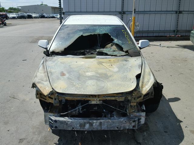 1G1ZC5EU2BF149977 - 2011 CHEVROLET MALIBU 1LT 白色 照片 9