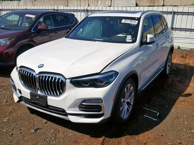 5UXCR6C50KLL13885 - 2019 BMW X5 XDRIVE4 WHITE photo 2