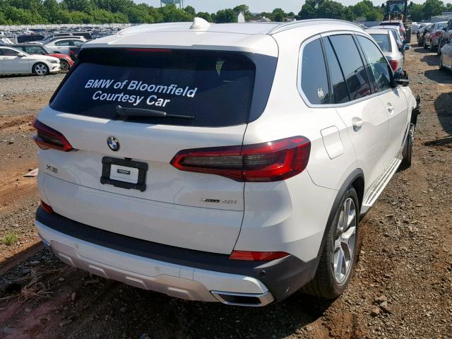 5UXCR6C50KLL13885 - 2019 BMW X5 XDRIVE4 أبيض صورة 4