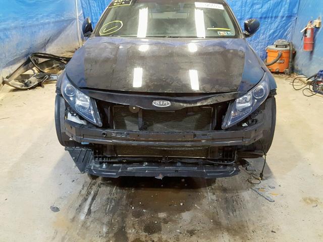 KNAGN4A73B5061820 - 2011 KIA OPTIMA EX BLACK photo 9