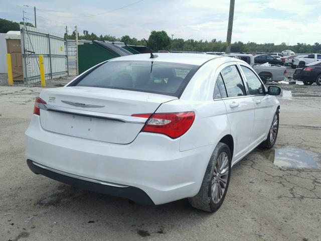 1C3CCBAB3CN256855 - 2012 CHRYSLER 200 LX WHITE photo 4