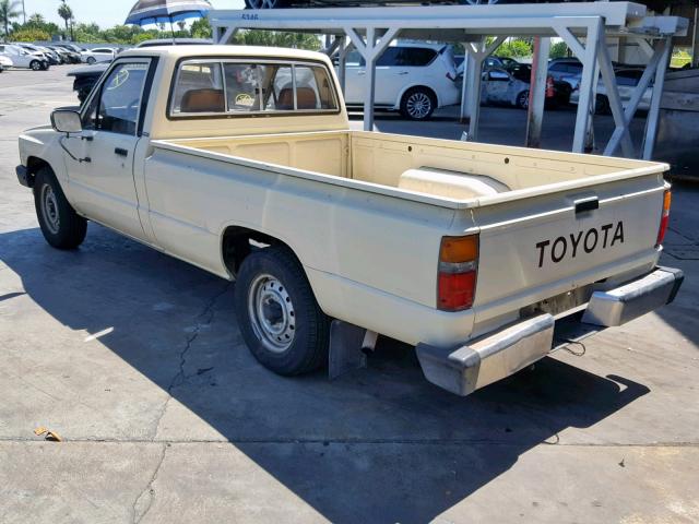 JT4RN55D9F0081509 - 1985 TOYOTA PICKUP 1/2 WHITE photo 3