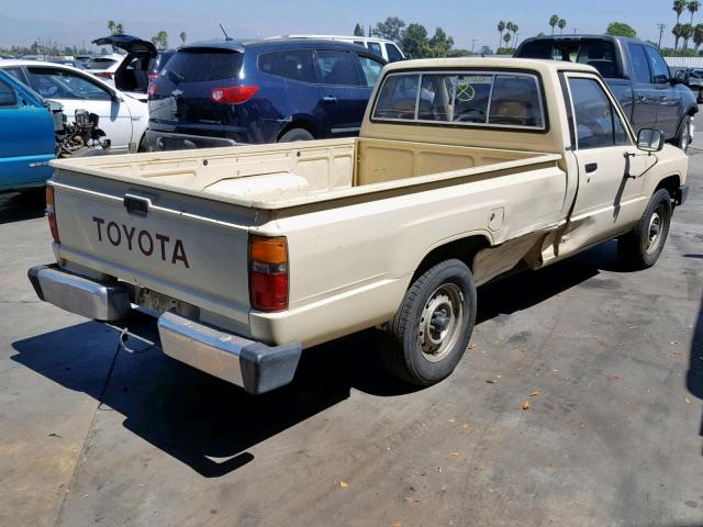 JT4RN55D9F0081509 - 1985 TOYOTA PICKUP 1/2 WHITE photo 4