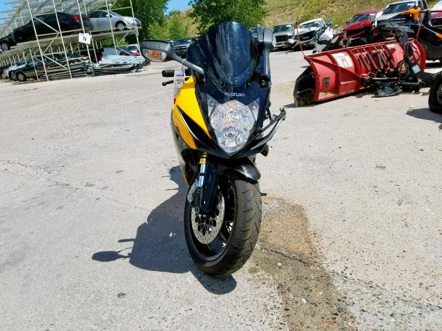 JS1GR7MA0H2100738 - 2017 SUZUKI GSX-R750 YELLOW photo 9