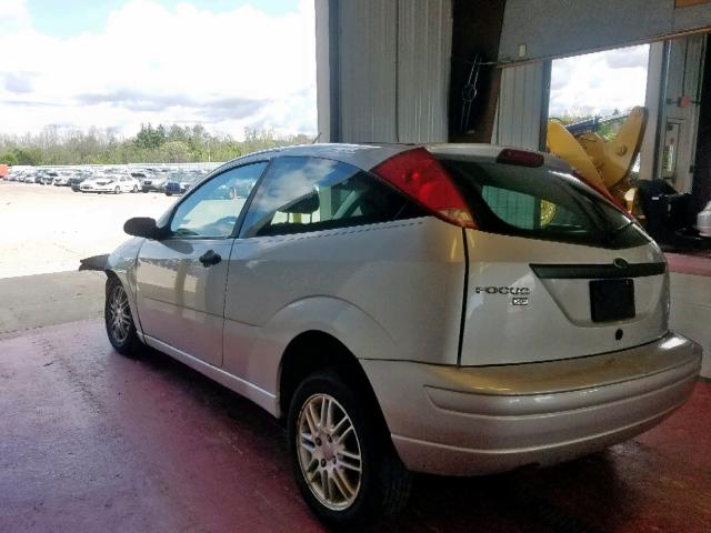 1FAHP31N77W124046 - 2007 FORD FOCUS ZX3 SILVER photo 3