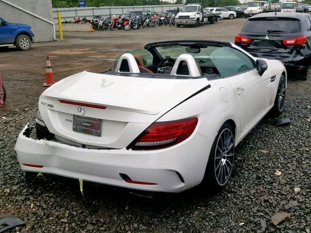 WDDPK3JA5JF146030 - 2018 MERCEDES-BENZ SLC 300 WHITE photo 4