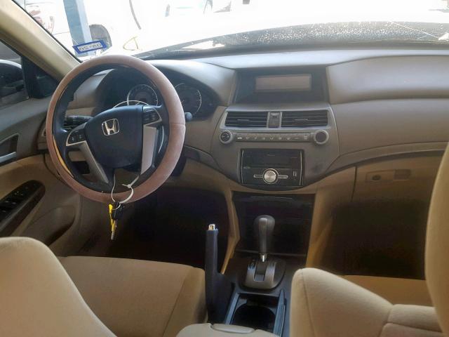 JHMCP26488C073947 - 2008 HONDA ACCORD LXP WHITE photo 9