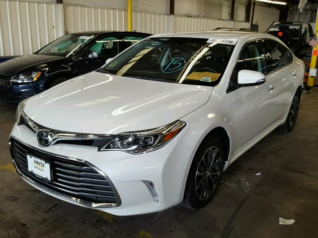 4T1BK1EB0HU246064 - 2017 TOYOTA AVALON XLE WHITE photo 2