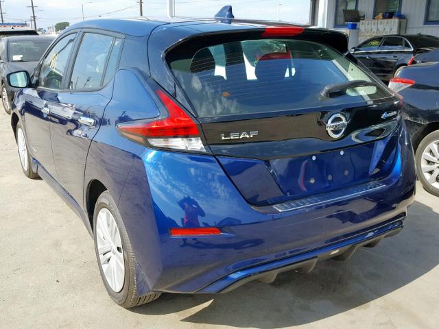 1N4AZ1CPXKC307563 - 2019 NISSAN LEAF S BLUE photo 3