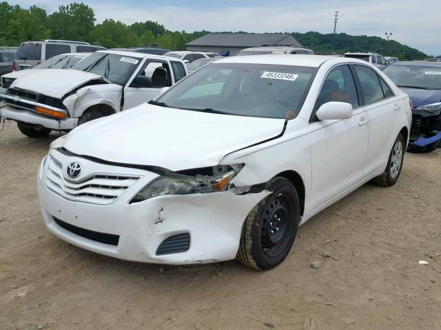 4T4BF3EK3BR156663 - 2011 TOYOTA CAMRY BASE WHITE photo 2