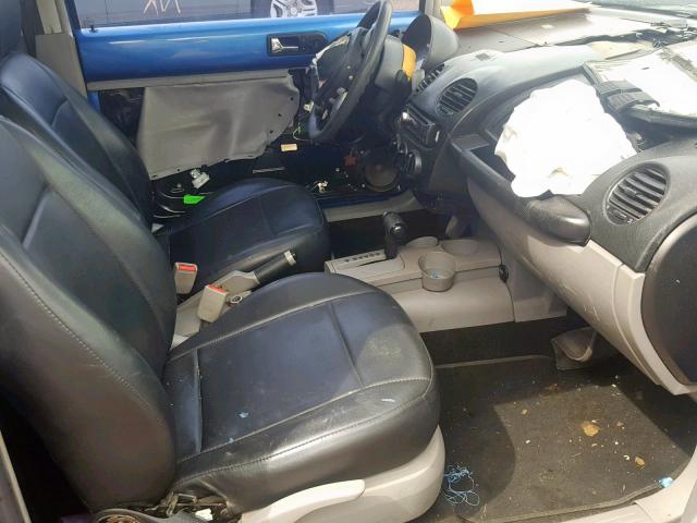 3VWCA21C0YM409684 - 2000 VOLKSWAGEN NEW BEETLE ლურჯი ფოტო 5