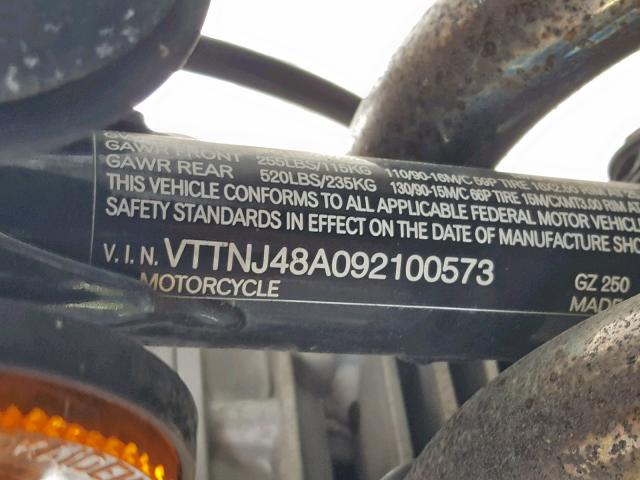 VTTNJ48A092100573 - 2009 SUZUKI GZ250 BLACK photo 10