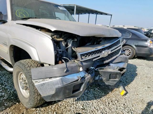 1GCHC23245F894253 - 2005 CHEVROLET SILVERADO SILVER photo 9