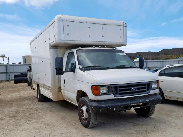 1FDXE45S86HA84897 - 2006 FORD BOX TRUCK WHITE photo 1