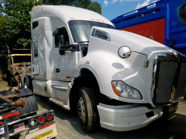 1XKYA49X6EJ386968 - 2014 KENWORTH CONSTRUCTI WHITE photo 1