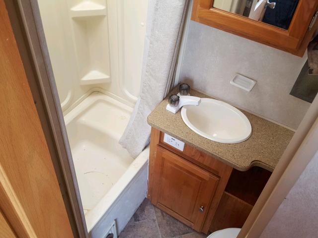 4X4TFLW296D091092 - 2005 MISC TRAILER Ақ фото 8