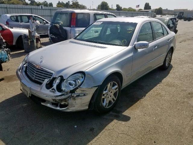 WDBUF65J33A154915 - 2003 MERCEDES-BENZ E 320 SILVER photo 2