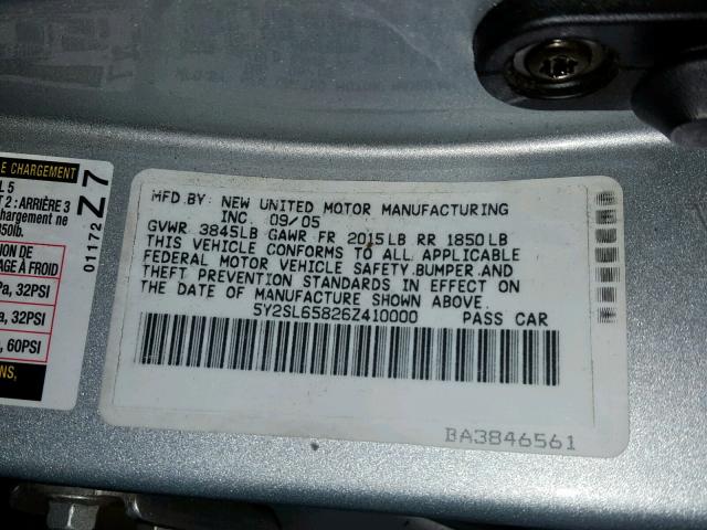 5Y2SL65826Z410000 - 2006 PONTIAC VIBE SILVER photo 10