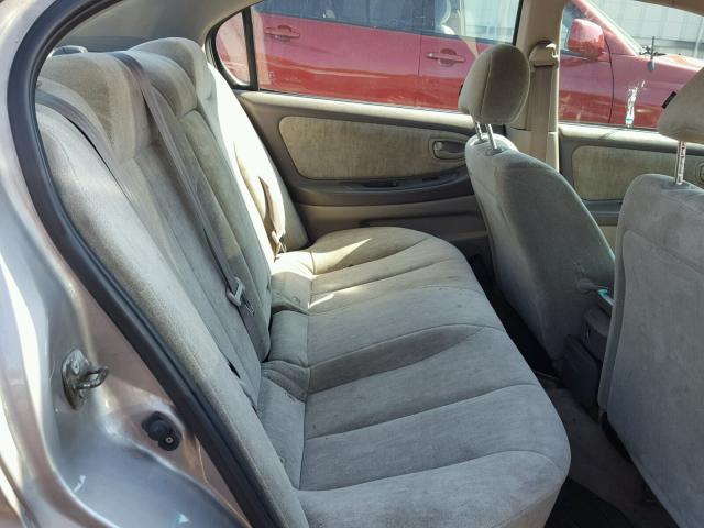 JN1CA31D71T814033 - 2001 NISSAN MAXIMA GXE GRAY photo 6