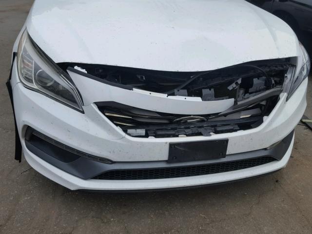 5NPE34AF0FH021711 - 2015 HYUNDAI SONATA SPO WHITE photo 9