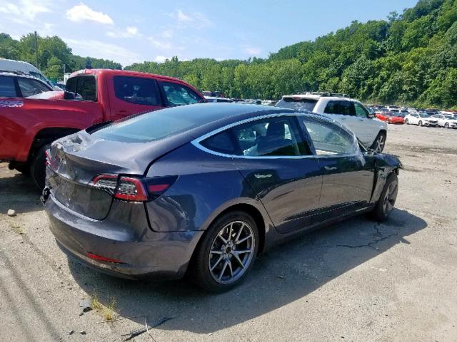 5YJ3E1EA0JF101662 - 2018 TESLA MODEL 3 GRAY photo 4