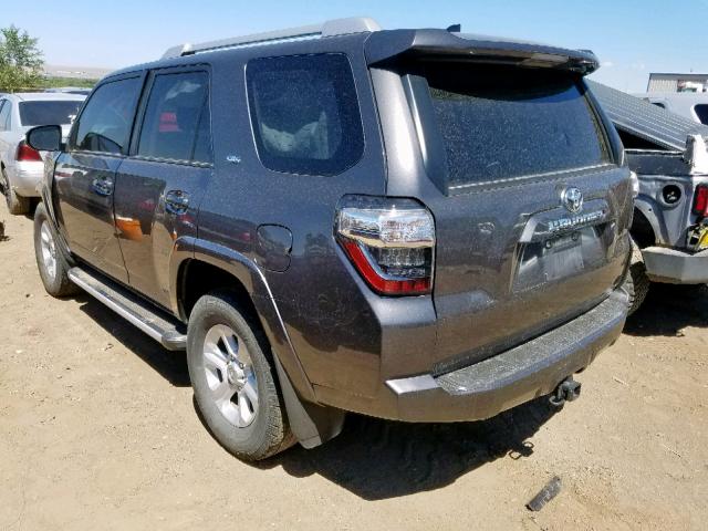 JTEBU5JR8G5309683 - 2016 TOYOTA 4RUNNER SR GRAY photo 3