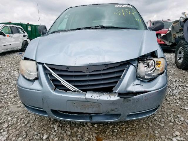 2A4GP54L16R753721 - 2006 CHRYSLER TOWN & COU BLUE photo 9