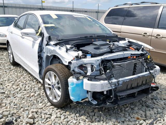 3FA6P0SU5KR226811 - 2019 FORD FUSION TIT WHITE photo 1