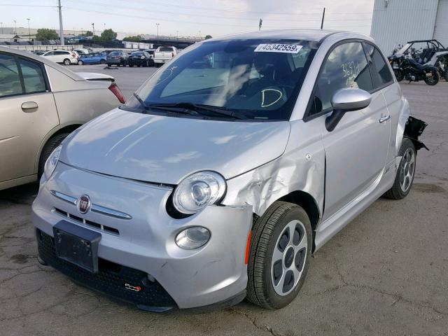 3C3CFFGE1ET266755 - 2014 FIAT 500 ELECTR SILVER photo 2