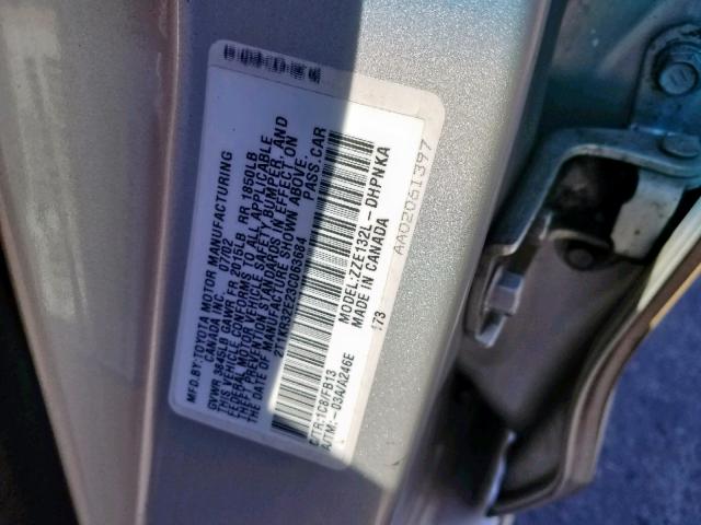 2T1KR32E23C063684 - 2003 TOYOTA MATRIX 银色 照片 10