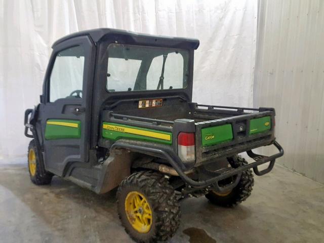 1M0835MDKJM010852 - 2018 JOHN DEERE GATOR 4X4 GREEN photo 3