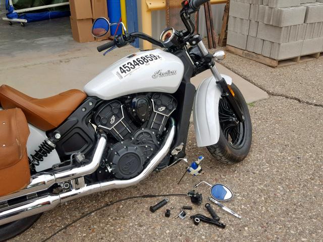 56KMSB116H3119660 - 2017 INDIAN MOTORCYCLE CO. SCOUT SIXT WHITE photo 9