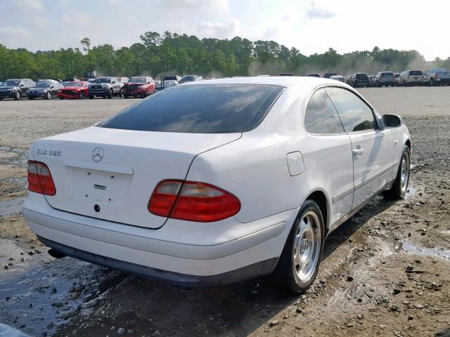 WDBLJ65G2WF010939 - 1998 MERCEDES-BENZ CLK 320 WHITE photo 4