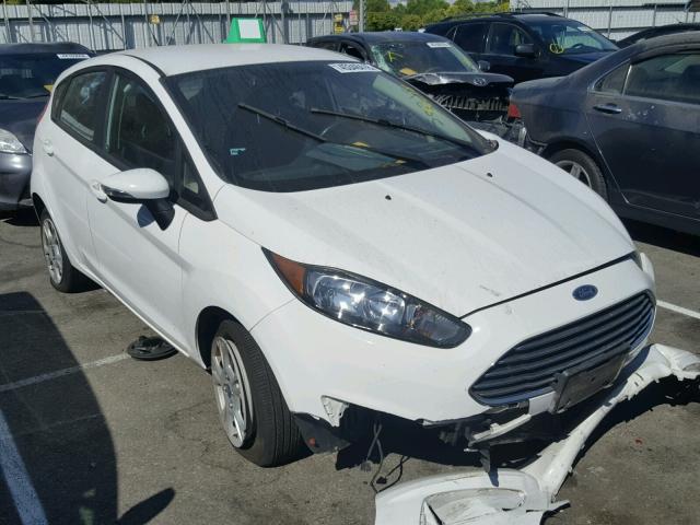 3FADP4EJ4GM143424 - 2016 FORD FIESTA SE WHITE photo 1