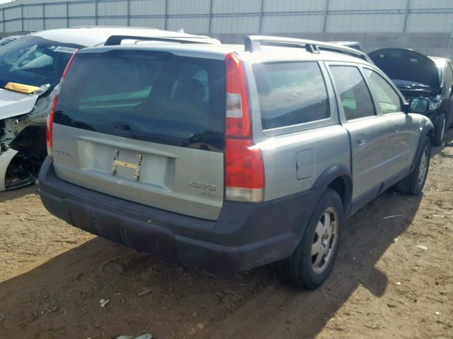 YV1SZ59H741128475 - 2004 VOLVO XC70 GREEN photo 4