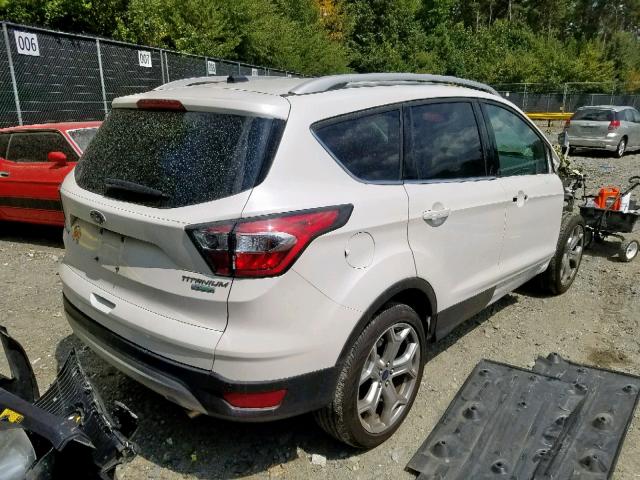 1FMCU0J98HUA46514 - 2017 FORD ESCAPE TIT WHITE photo 4