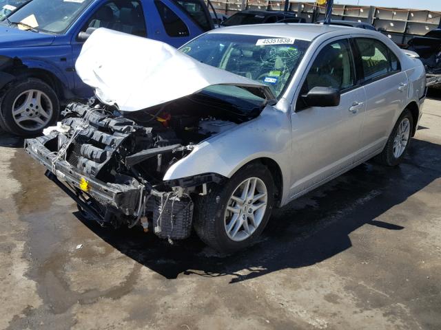 3FAHP0GA8CR115887 - 2012 FORD FUSION S SILVER photo 2