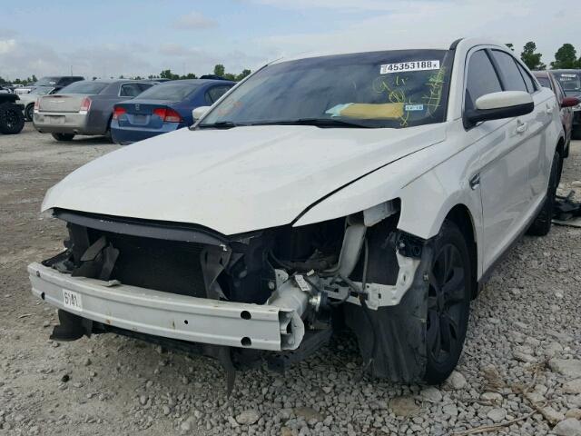 1FAHP2EW1AG125322 - 2010 FORD TAURUS SEL WHITE photo 2