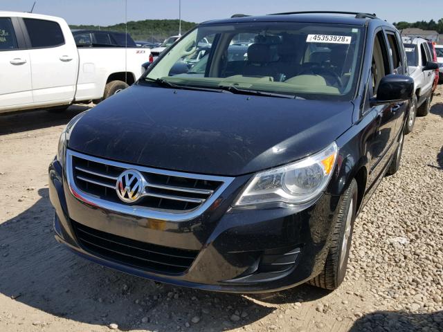 2V8HW34199R578353 - 2009 VOLKSWAGEN ROUTAN SE CHARCOAL photo 2